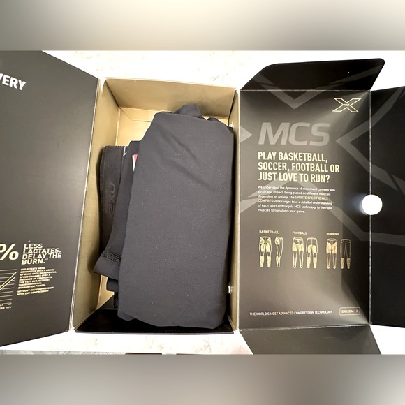 2XU Women’s Compression Tights, Cross Training, NEW in Box - Picture 4 of 4